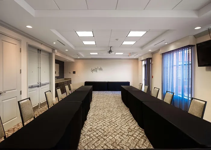 Homewood Suites By Hilton Joplin